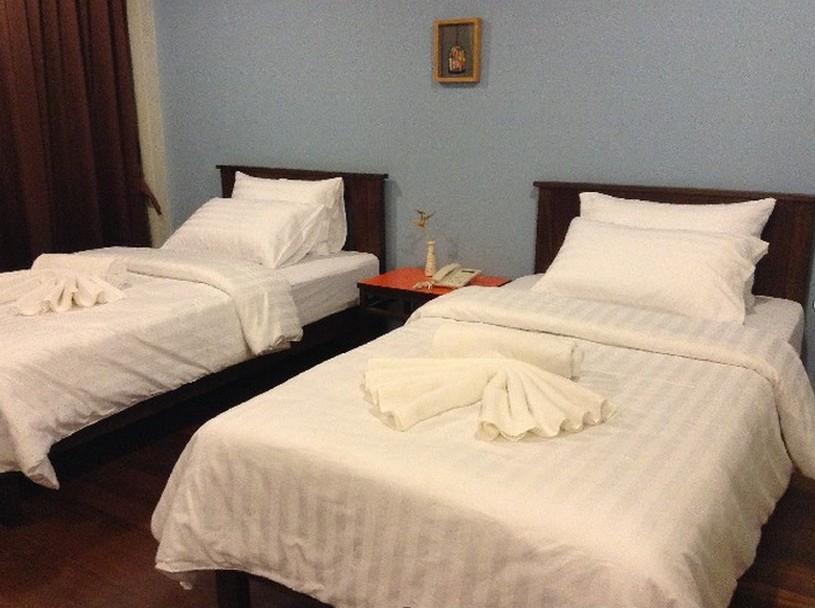 Mango Bedroom Inn Bangkok Exterior photo